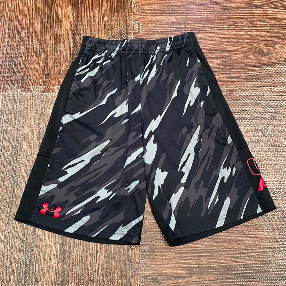 Under Armour Men’s Sporty Shorts